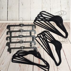 15 Felt Multi Use Hangers and 5 Sturdy Plastic Skirt Hangers with Sliding Clips